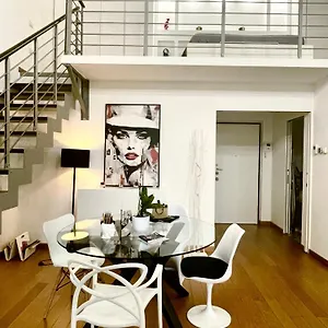 Apartment Loft Manifatture, Mailand