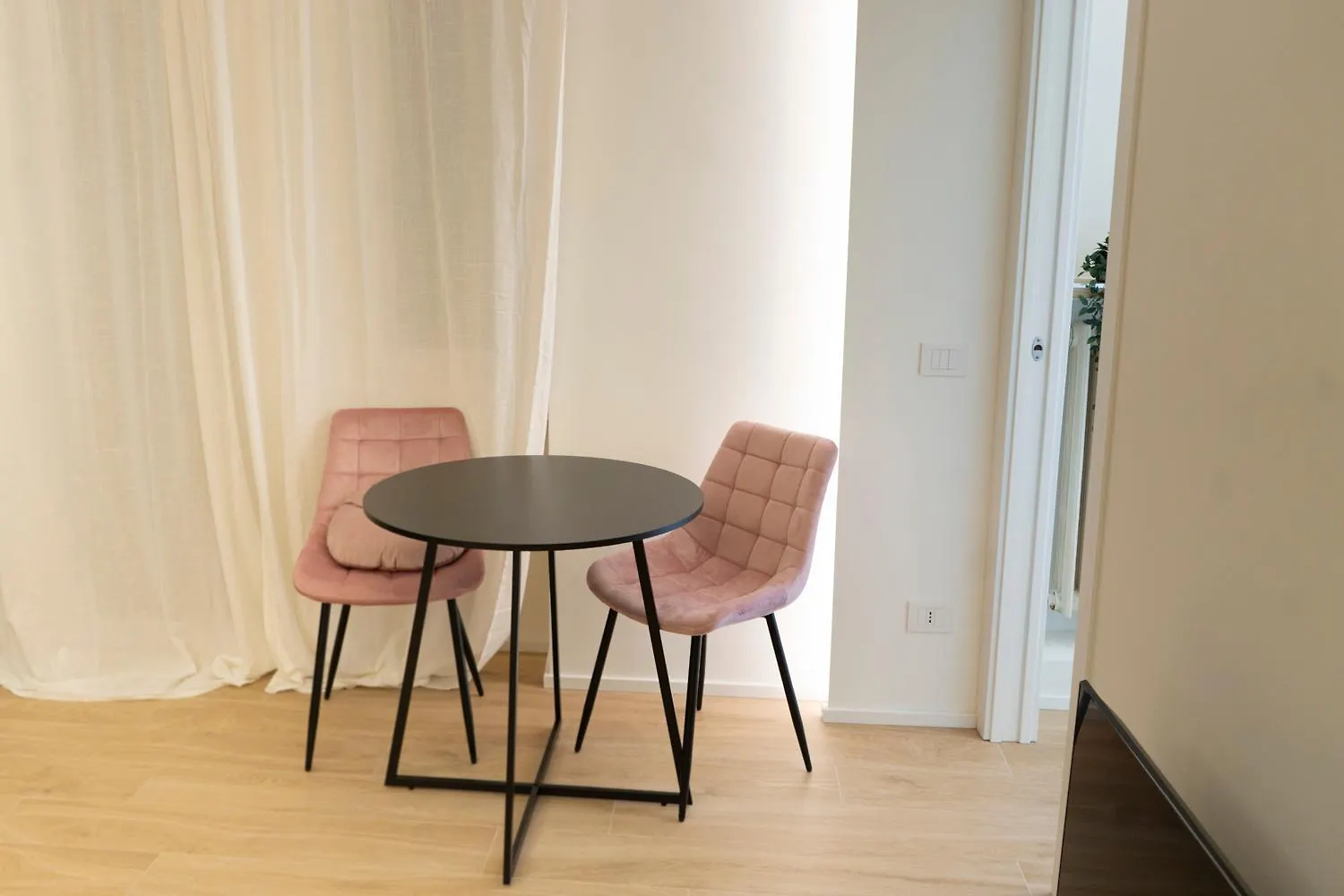 Bos1 - Central Station • New Chic Apartment • Mediolan